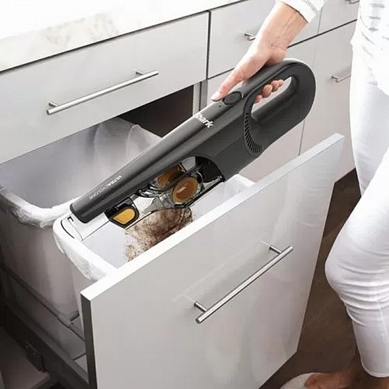 <br /><b>Fatal error</b>:  Call to a member function find() on boolean in <b>D:WebsiteseshopServiceseshopdata4classsarig_com.class.php</b> on line <b>18</b><br />