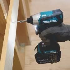 ����� ������ �����, Makita ����� DTD155 18V