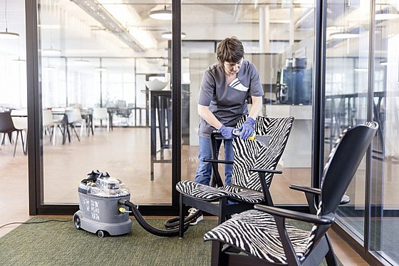 ����� �����/����� , PUZZI 8/1 C ������ ���� �� ������ ��������, ���� - KARCHER